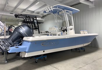 2024 Robalo 226 Cayman Steel Blue/White Boat